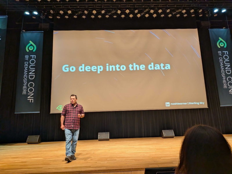 Noah Learner(ノア・ラーナー)氏による、乱気流を飛びこなす:LLM時代のフライトプラン