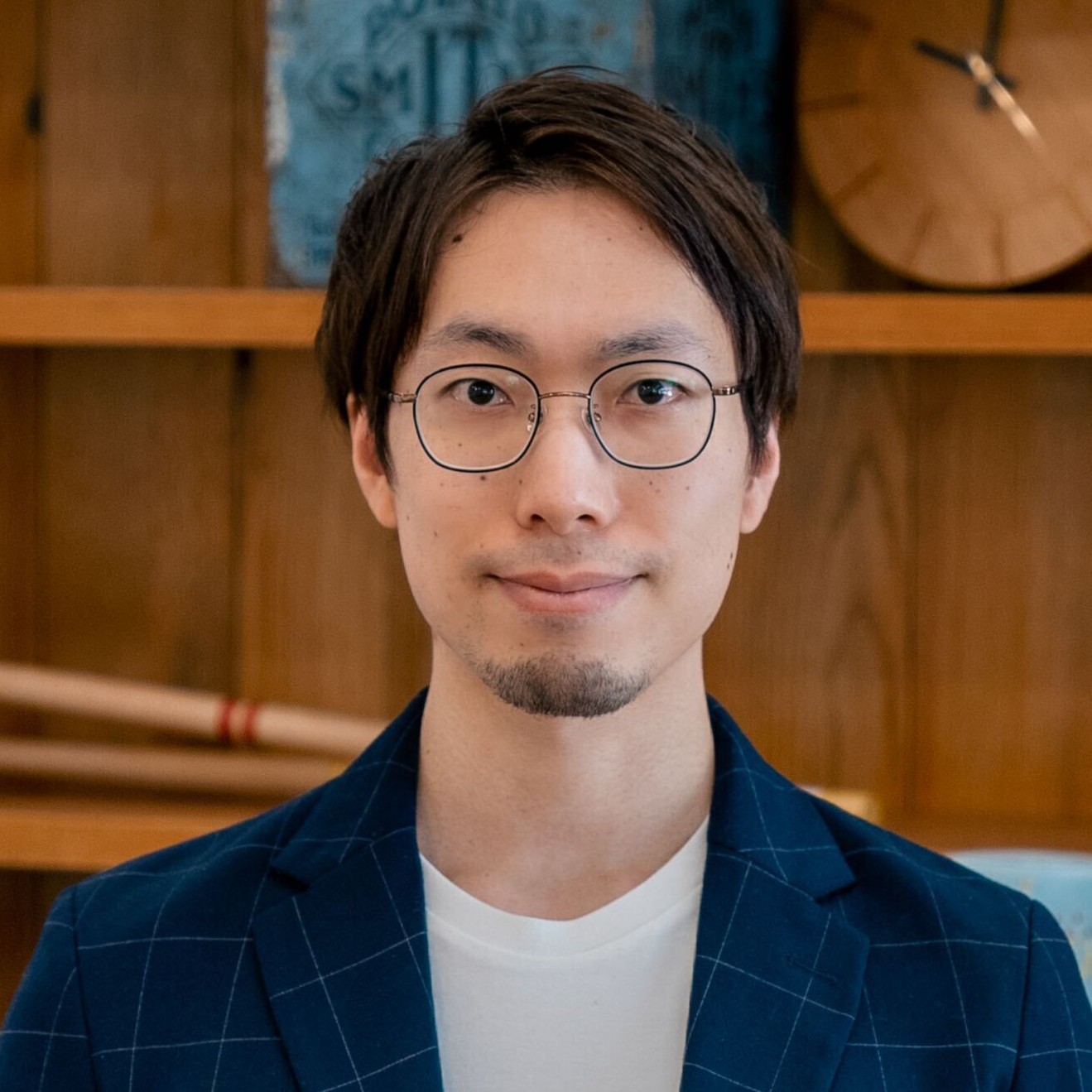 花田靖治 氏